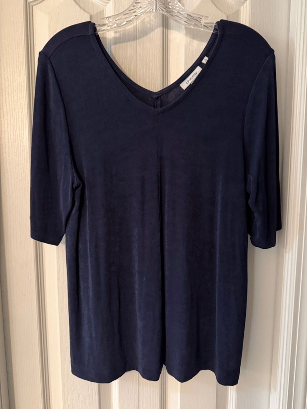 Chico’s Travelers Indian Ink V-Neck (Front & Back) Elbow-Sleeve Length Top